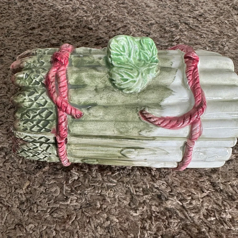 Vintage 1988 Majolica Ceramic Asparagus Bunch Lidded Box Sauce Jar Tureen READ
